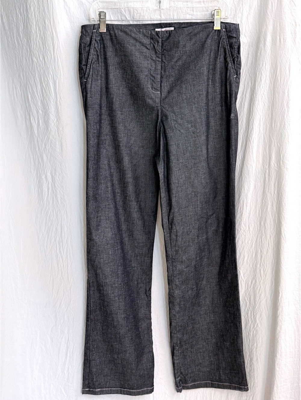 🆕LISTING🆕 New Frontier lightweight dress blue jeans